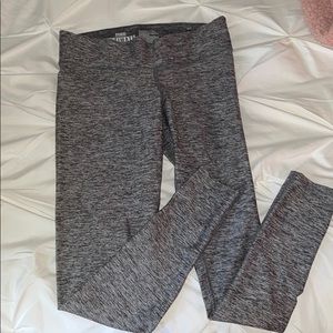 PINK VS Ultimate gray yoga leggings